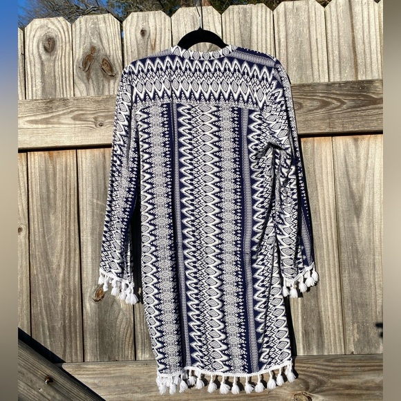 Spiaggia Dolce Navy and White Patterned Tunic with Tassels - Picture 6 of 9